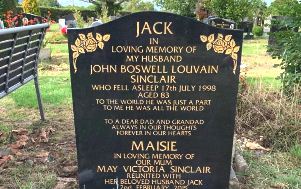 Revitalise and Shine: The Process of Deep Cleaning Memorial Stones
